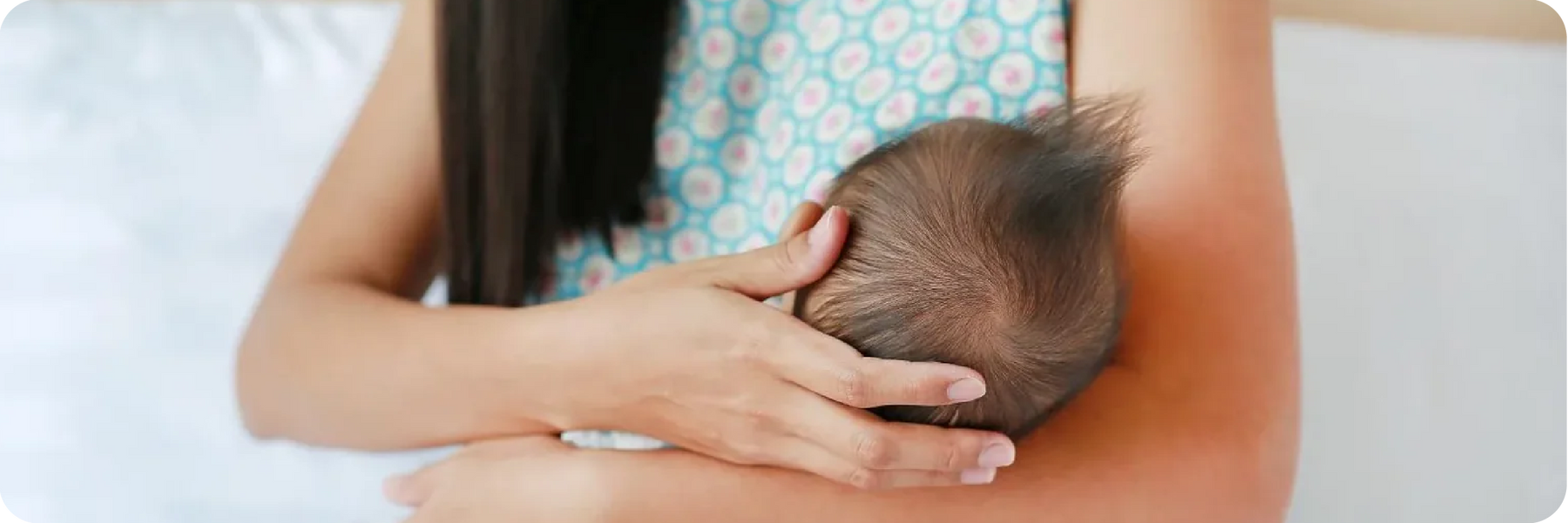 Should You Be Drinking More Water When You're Breastfeeding?